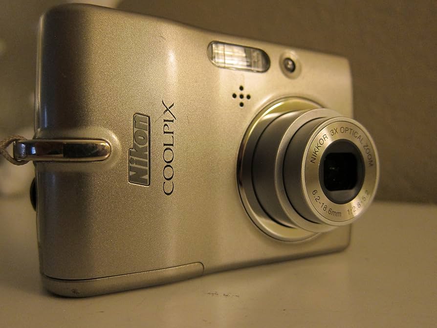 Amazon.com : Nikon Coolpix L11 6MP Digital Camera with 3x Optical