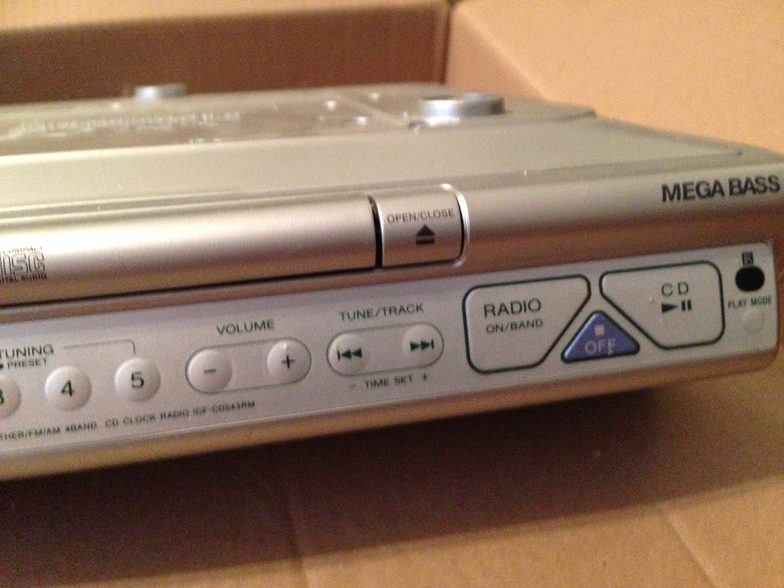 Amazon.com: Sony ICF-CD543RM AM/FM/TV/Weather Clock Radio/CD