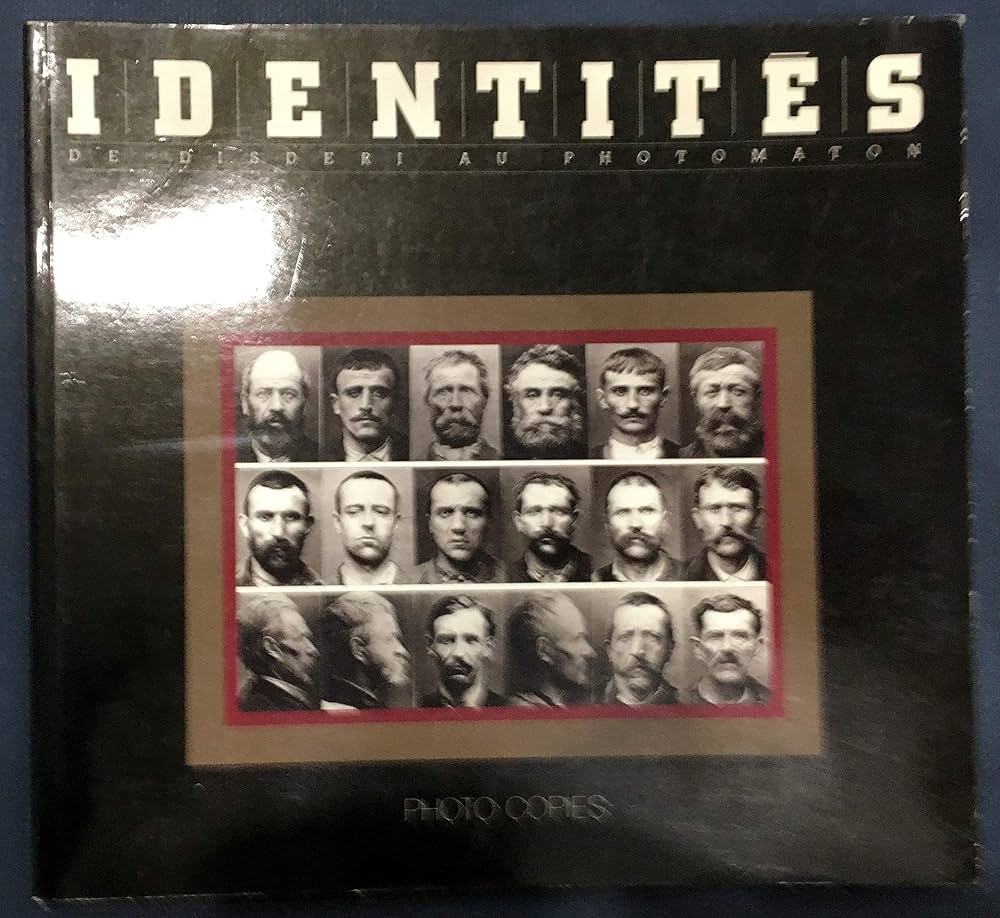 Amazon.com: Identites De Disderi Au Photomaton: 9782851084347