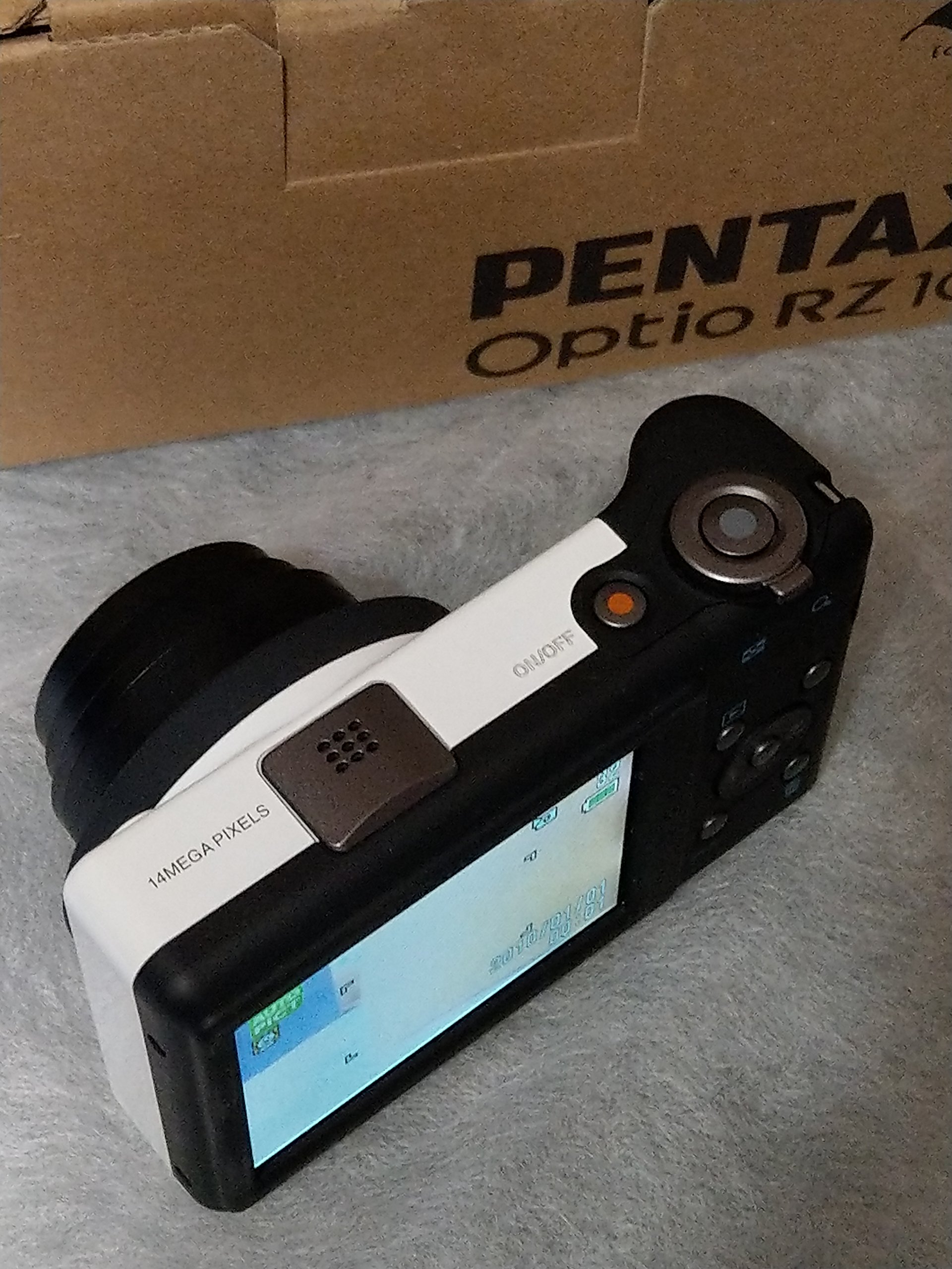 Amazon | PENTAX デジタルカメラ Optio RZ10 ピュアホワイト 1400万