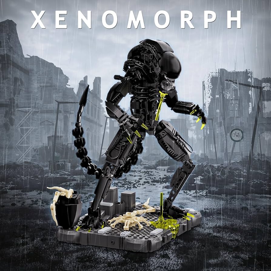 Amazon.com: itshWOee Xenomorph Building Set, Xenomorph Action