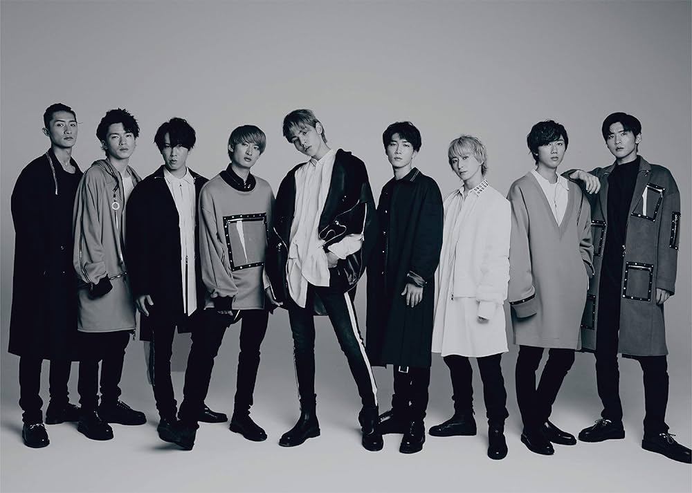 Amazon.co.jp: Snow Man カレンダー 2021.4-2022.3 Johnnys' Official