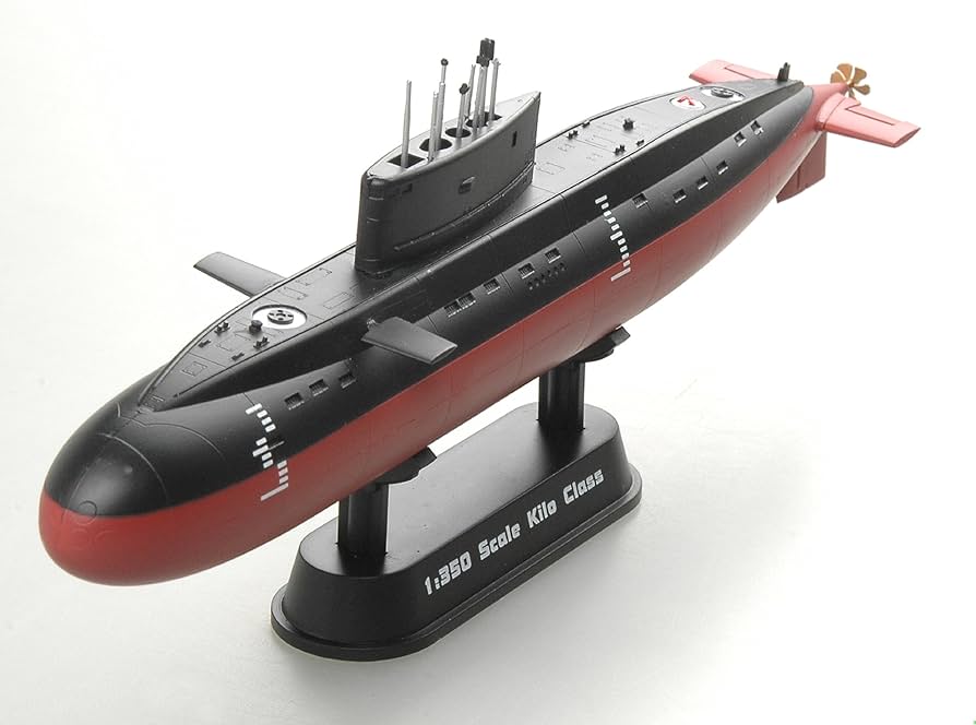 Amazon | 1/350 完成品 ロシア海軍 通常動力型潜水艦 キロ級