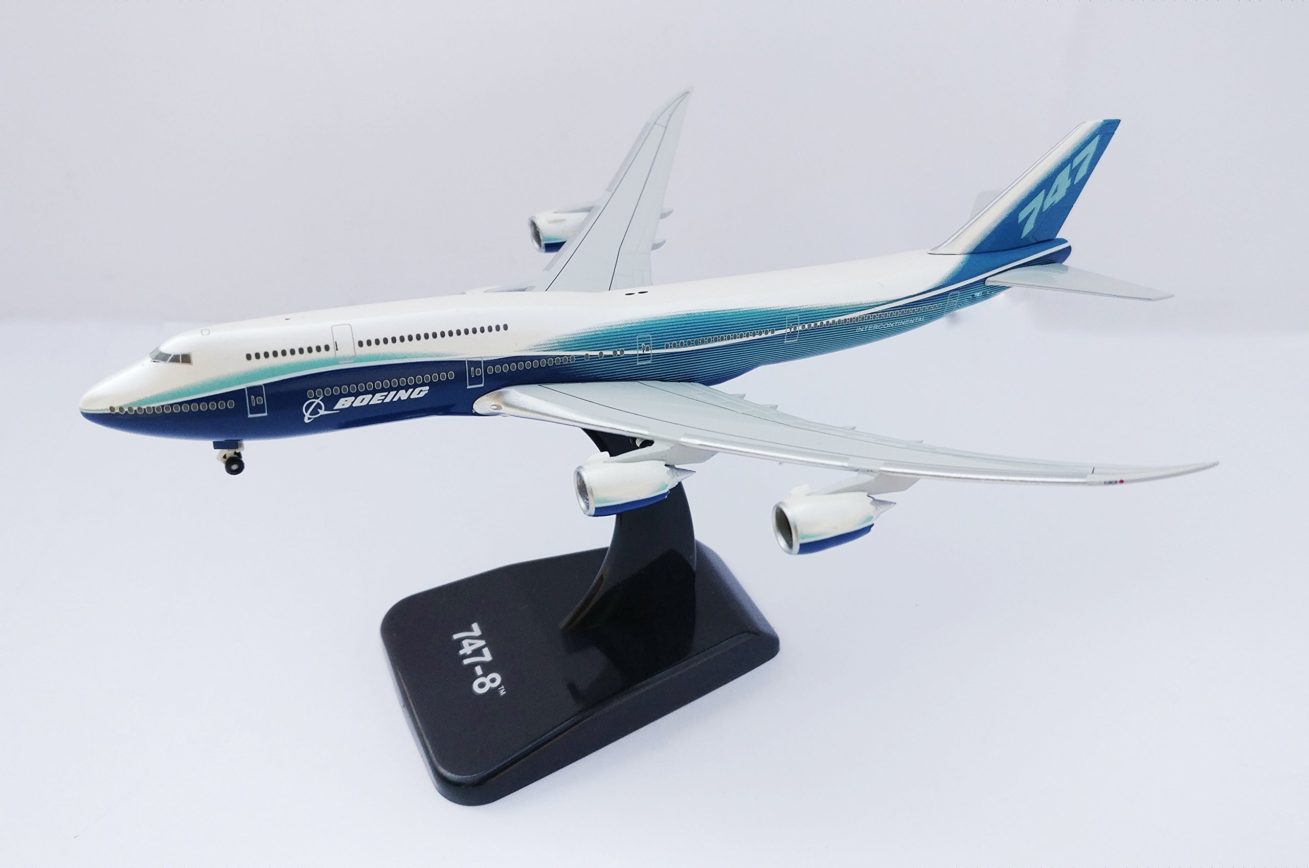 Amazon | Daron B747-8 ボーイング・ハウスカラー (1/500 8430) 完成品