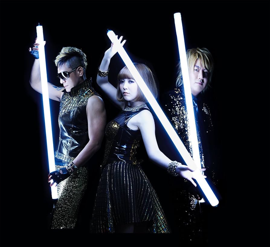 Amazon.co.jp: TRYANGLE (通常盤)(イベントチケット優先販売抽選申込券