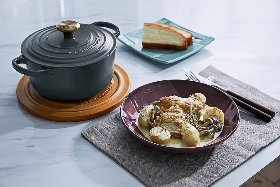 Amazon.co.jp: ル・クルーゼ(Le Creuset) 鋳物 ホーロー 鍋