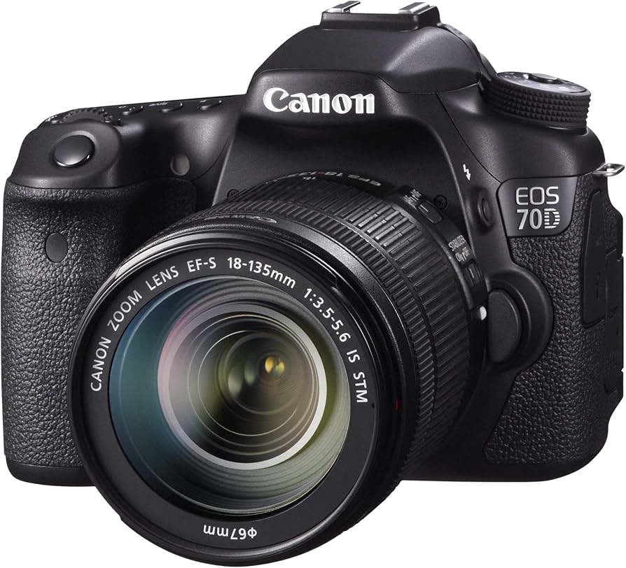 Amazon.com : Canon EOS 70D Digital SLR Camera with 18-135mm STM