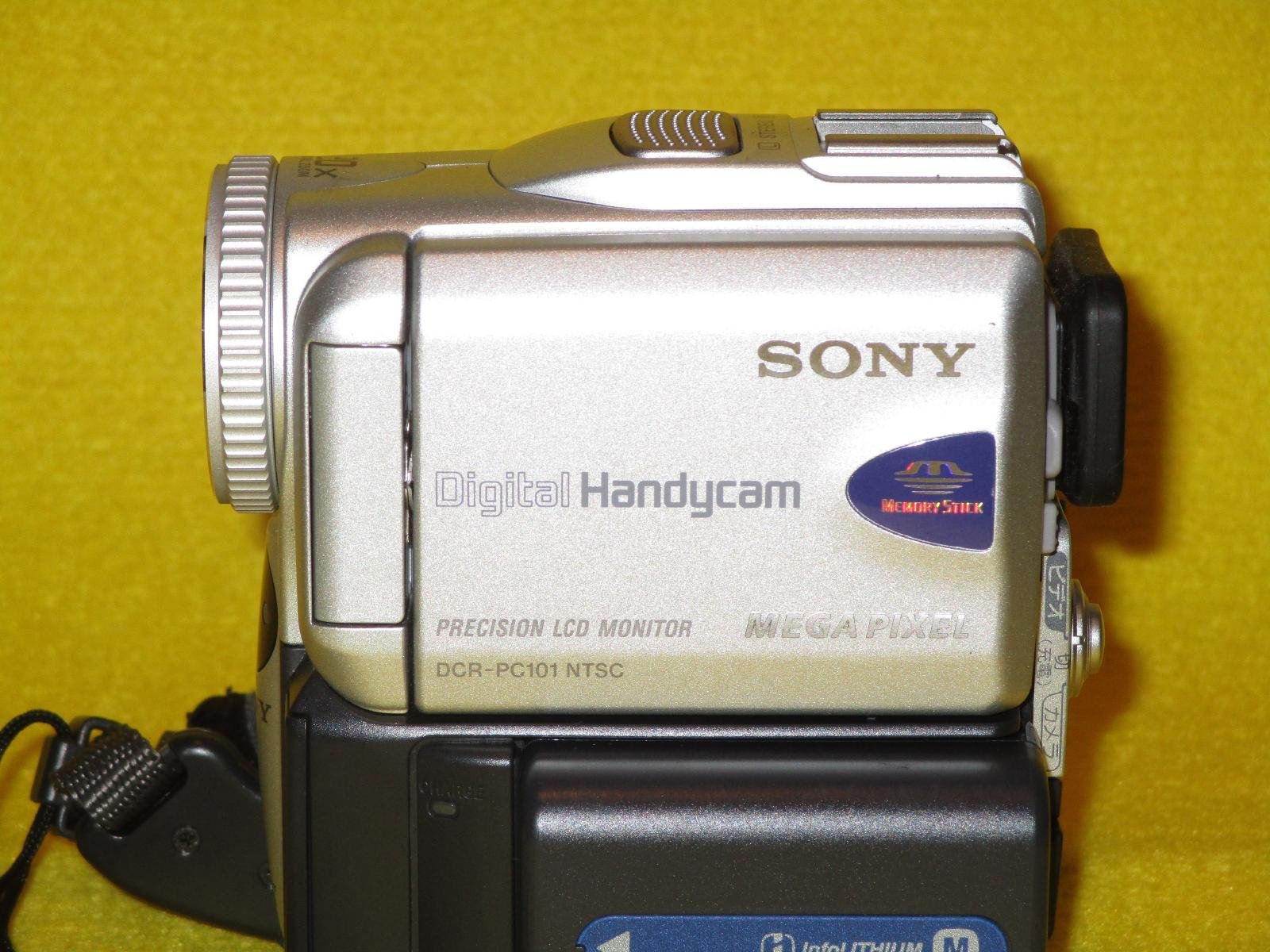 Amazon | SONY DCR-PC101 デジタルビデオカメラ miniDV | ビデオカメラ