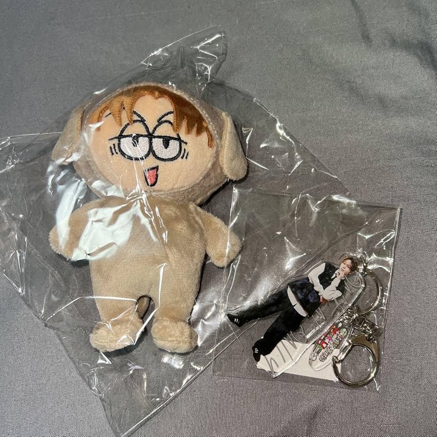 Amazon.co.jp: ONE N' ONLY ワンエン ぬいぐるみ 山下永玖 EIKU : おもちゃ