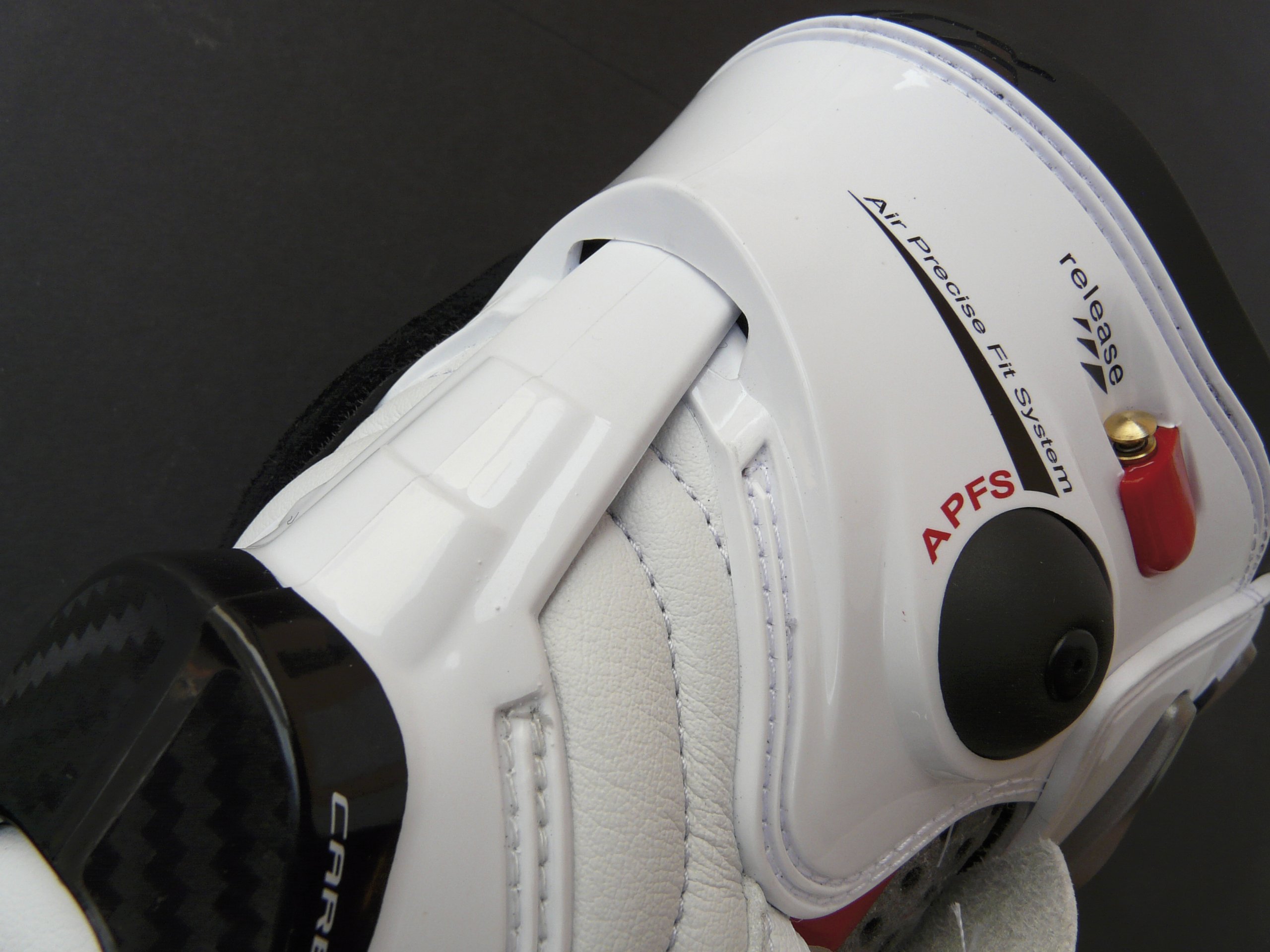 Amazon.co.jp: TCX(ティーシーエックス)バイクブーツ ホワイト (EUR 39