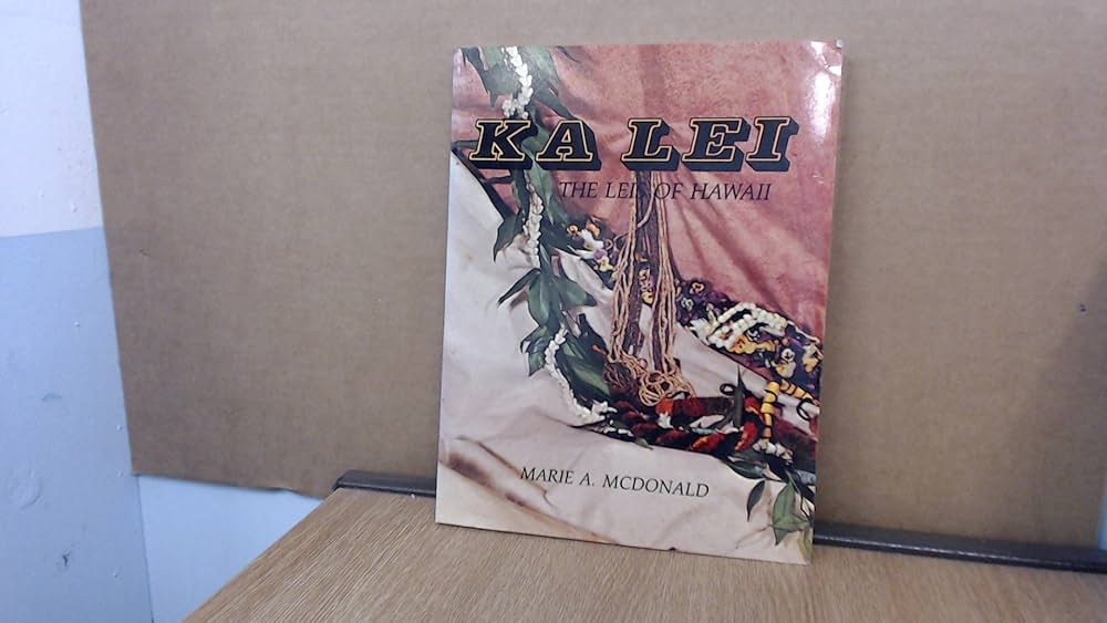 Amazon.com: Ka Lei: The Leis of Hawaii: 9780914916321: Marie A