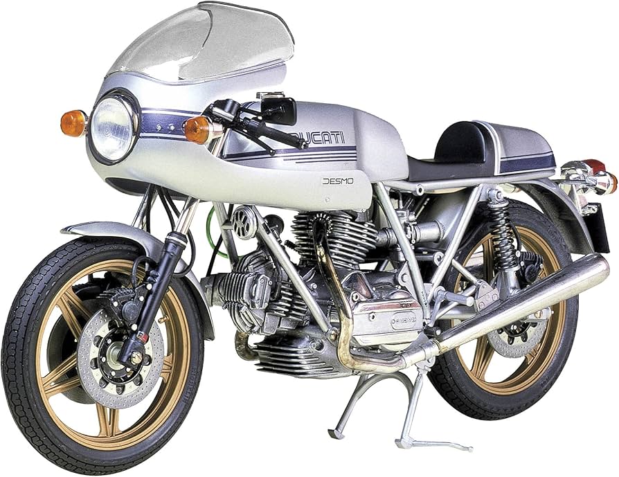 Amazon.com: Tamiya 1/12 Ducati 900 Super Sport (Limited Edition