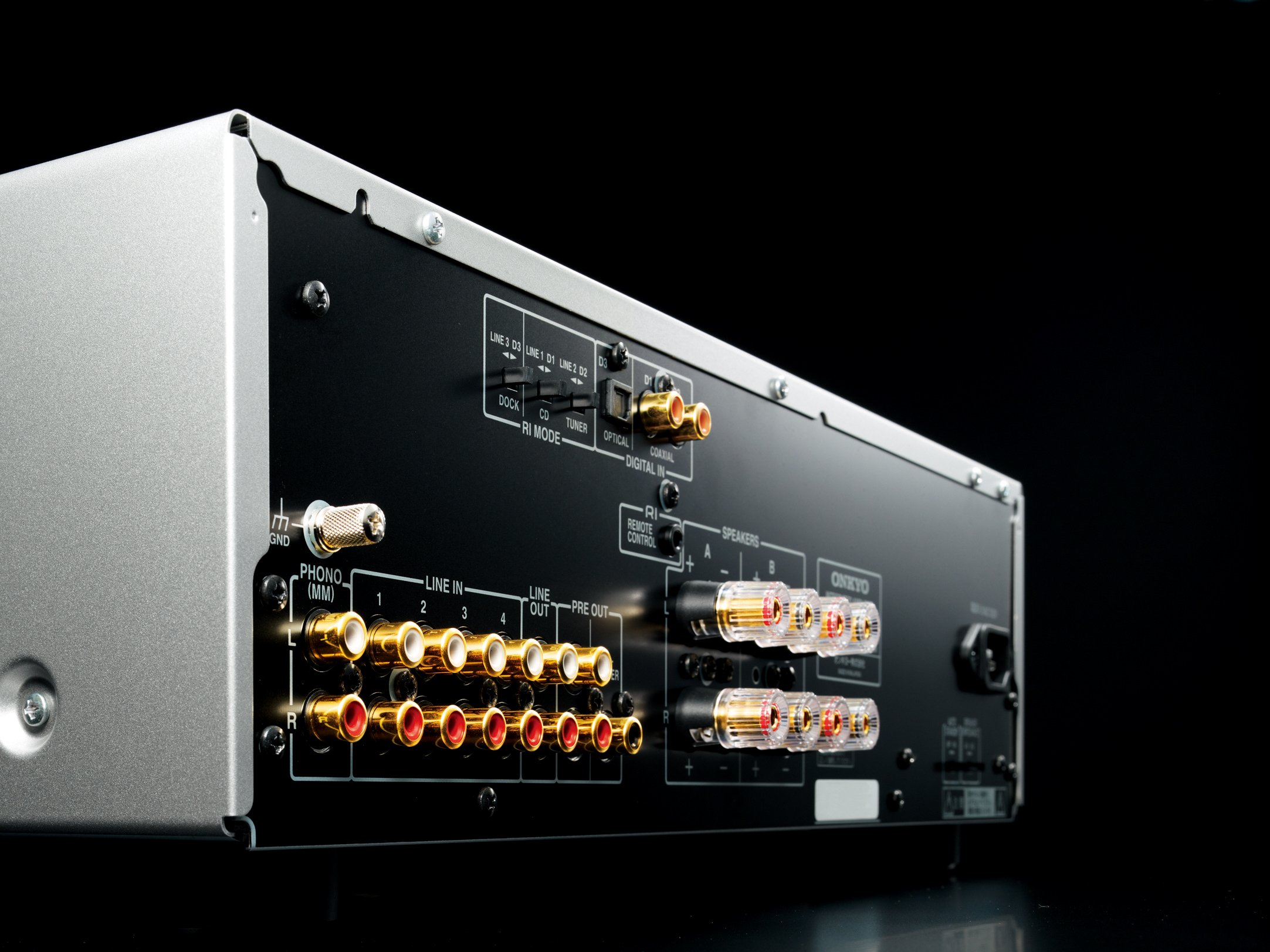 Amazon.co.jp: ONKYO プリメインアンプ(シルバー) A-9050(S) : 家電