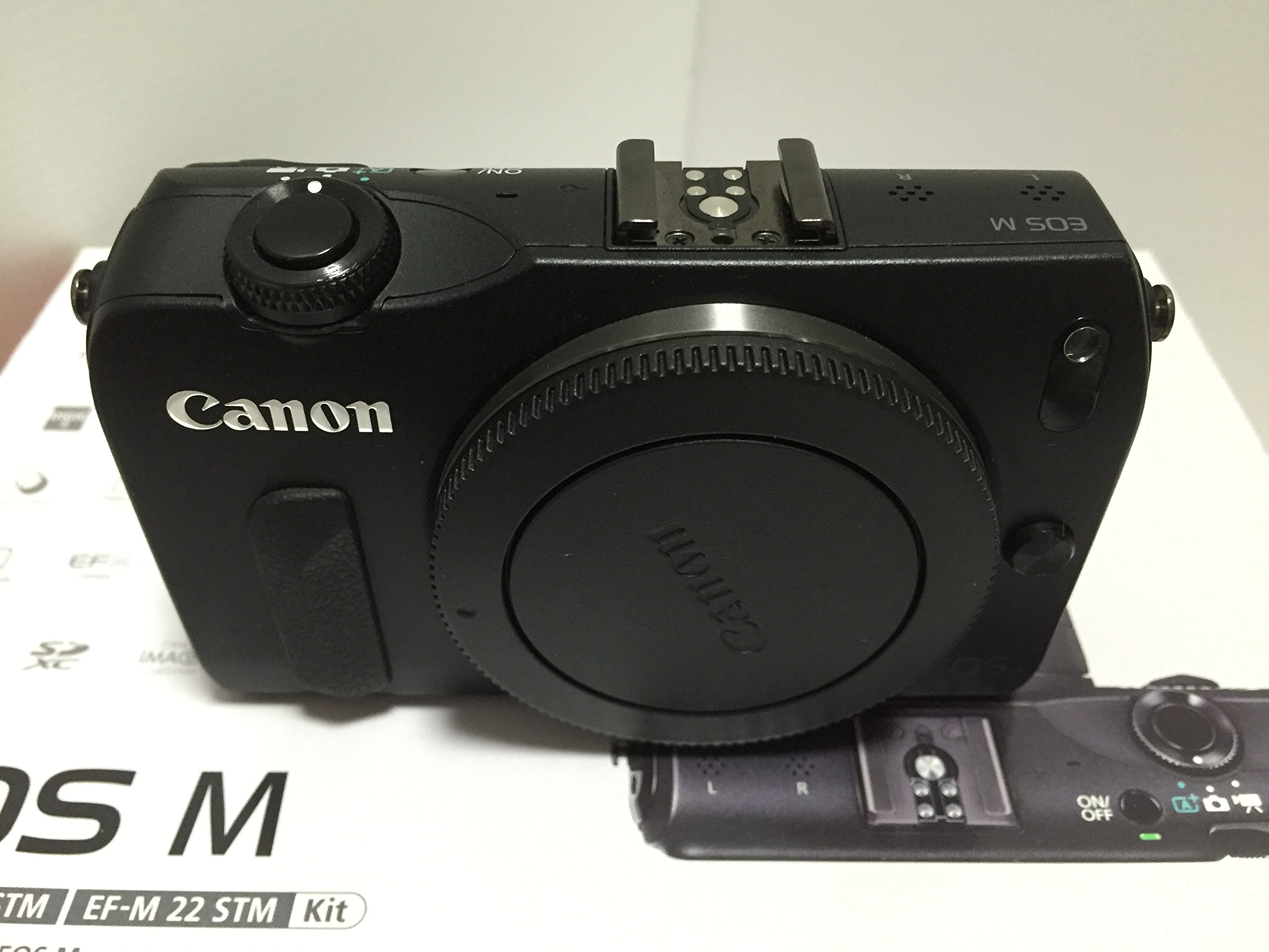 Amazon | Canon ミラーレス一眼カメラ EOS M ダブルレンズキット EF