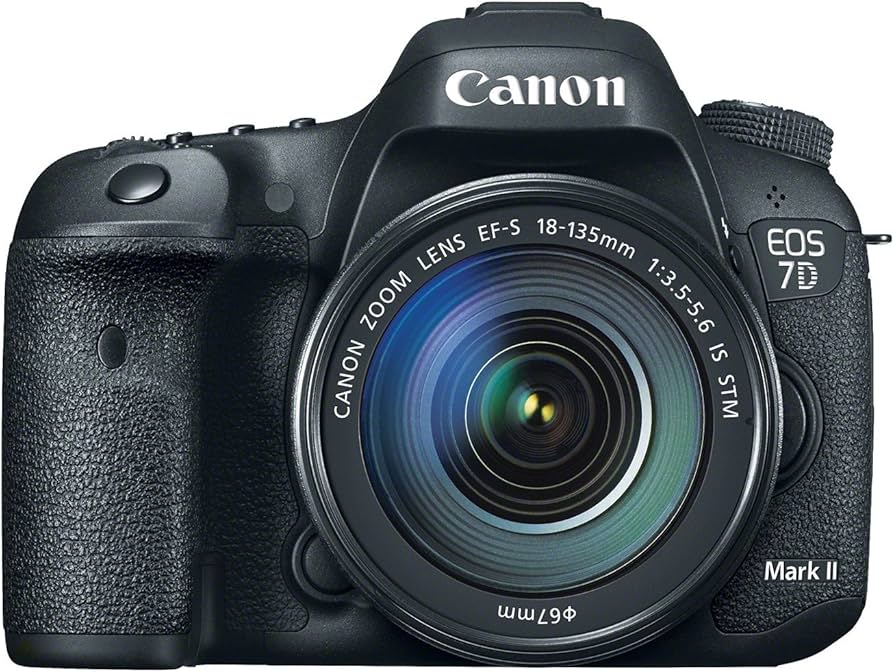 Amazon.com: Canon EOS 7D Mark II Digital SLR Camera with 18-135mm