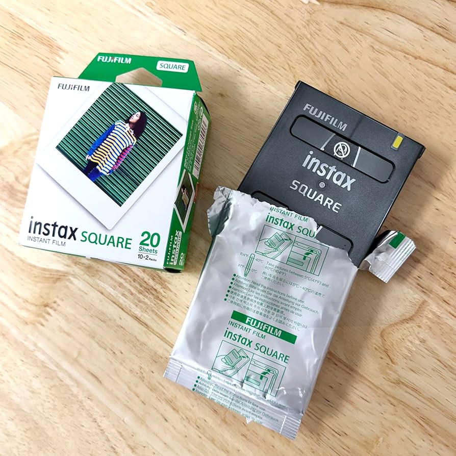 Amazon.com : Fujifilm Instax Square Instant Film - 10 Exposures