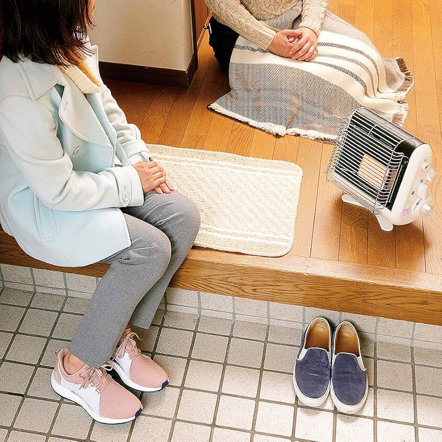 Amazon | Iwatani カセットガス ストーブ マイ暖 ホワイト CB-STV-MYD