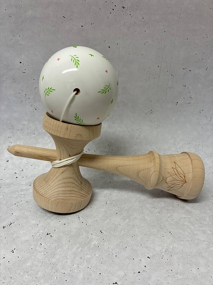 Amazon | LOTUS ロータス けん玉 セイクリッド Sacred Kendama（Sticky