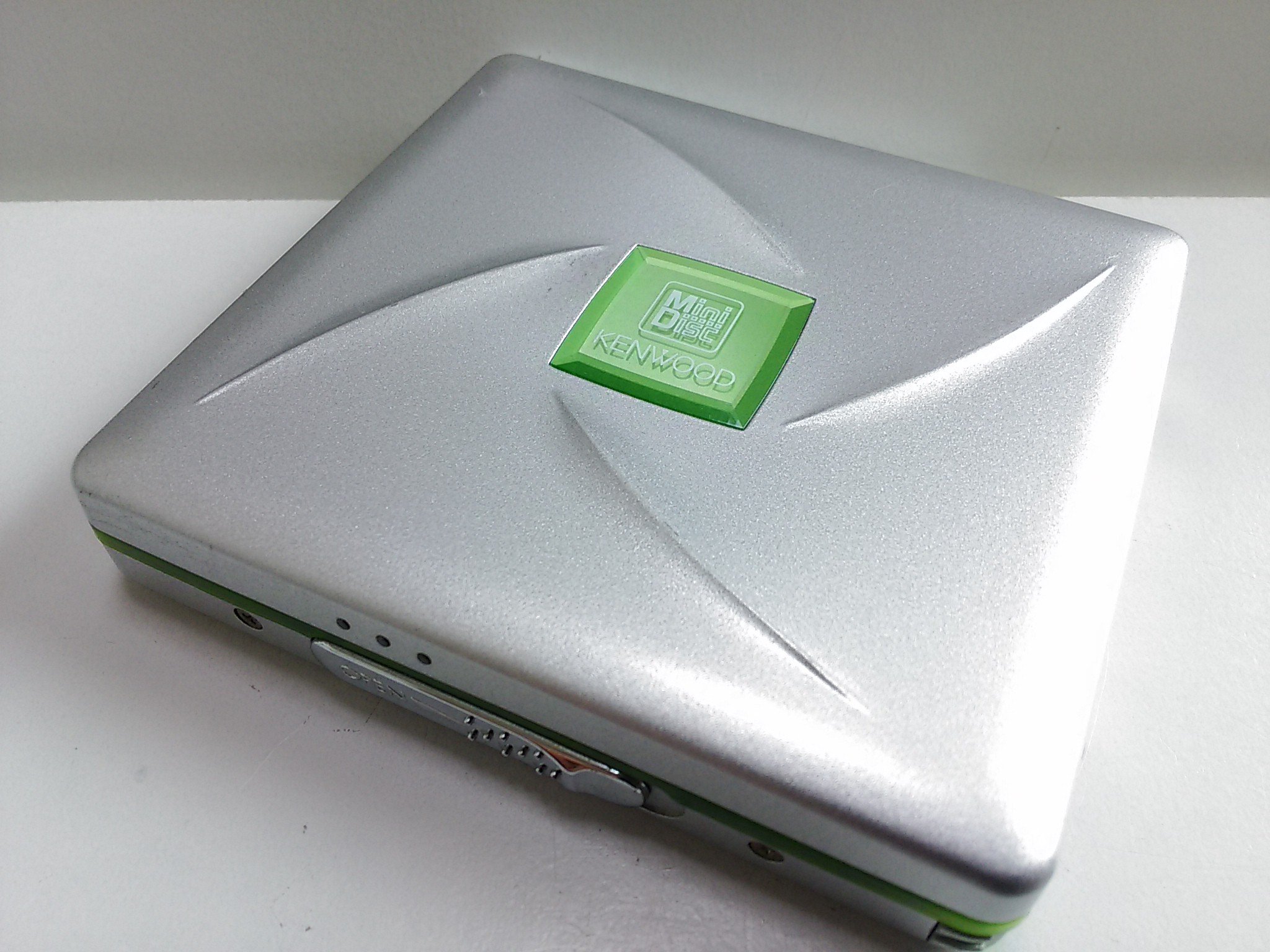 Amazon | Kenwood ポータブルMDプレーヤー DMC-M33 ※MDLP非対応