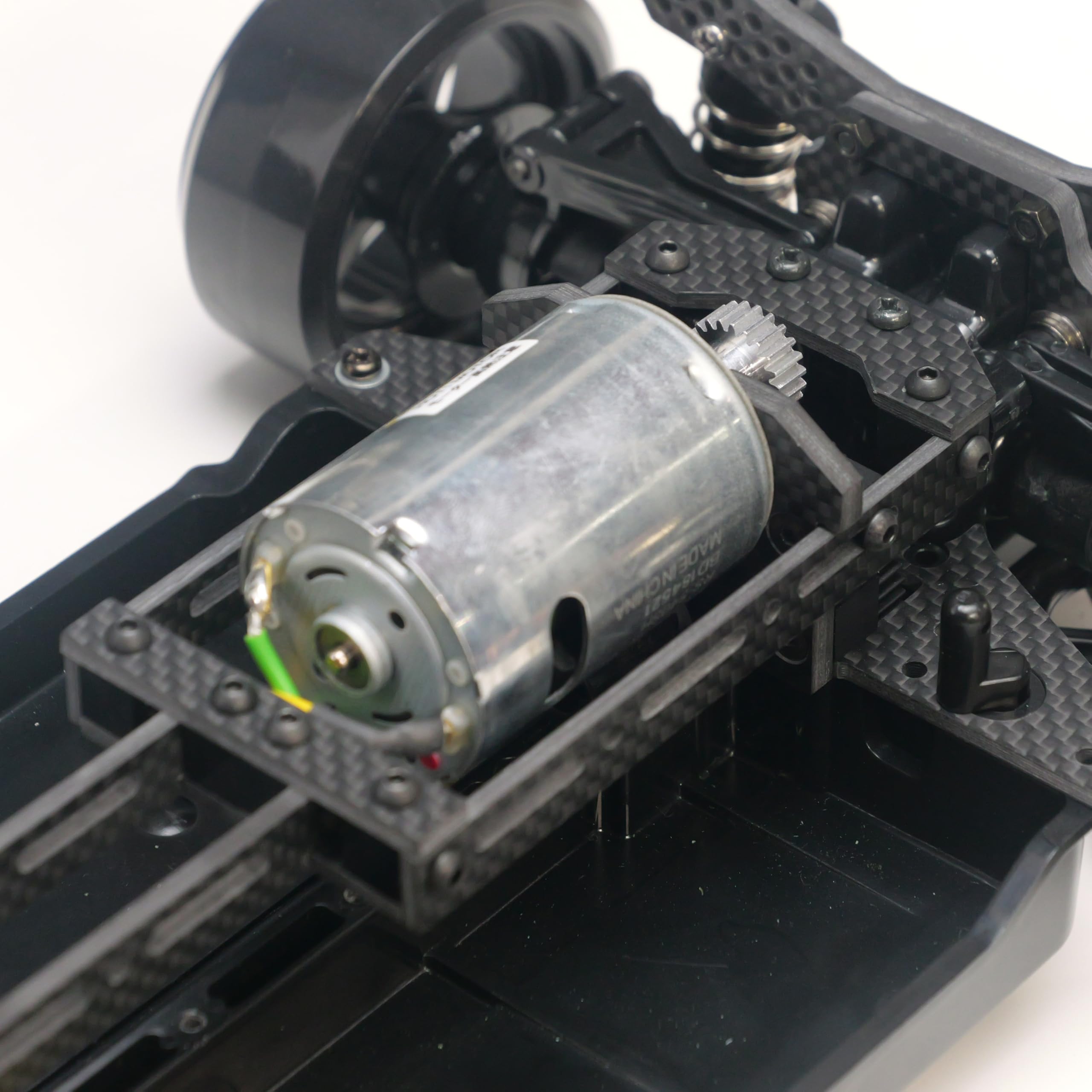 Amazon | TT-02 MRモーターマウント アッパーデッキセット ラジコン