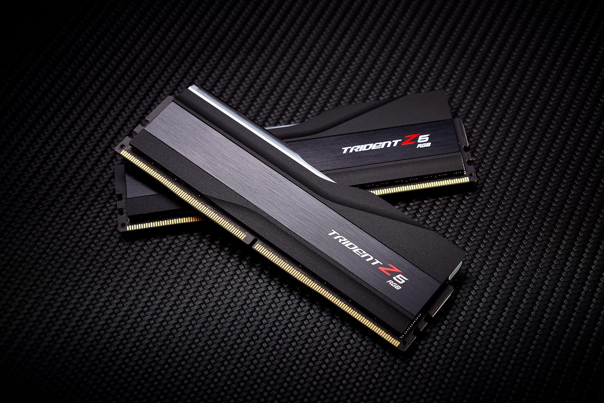 Amazon.com: 64GB G.Skill DDR5 Trident Z5 RGB 6400MHz CL32 1.40V