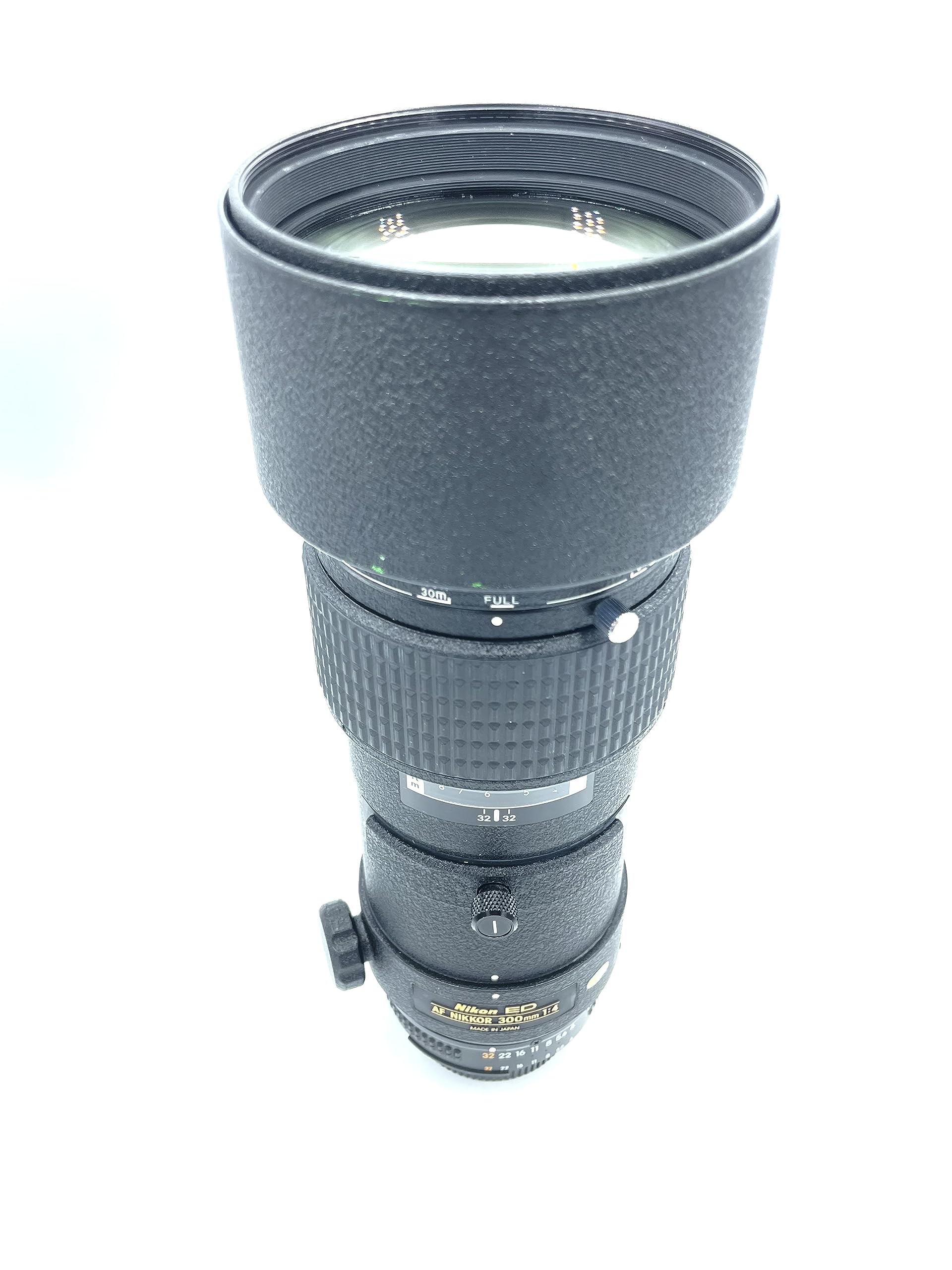 Amazon.com : Nikon JAA323AA Nikkor ED IF AF 300mm F/4.0 Lens