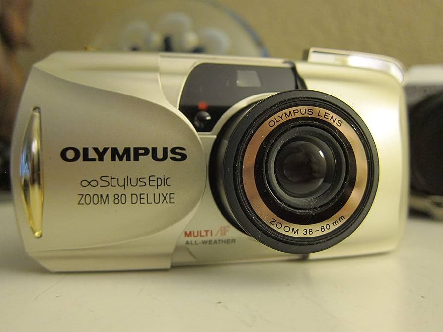 Olympus Câmera Stylus Epic Zoom 80 DLX 35 mm | Amazon.com.br