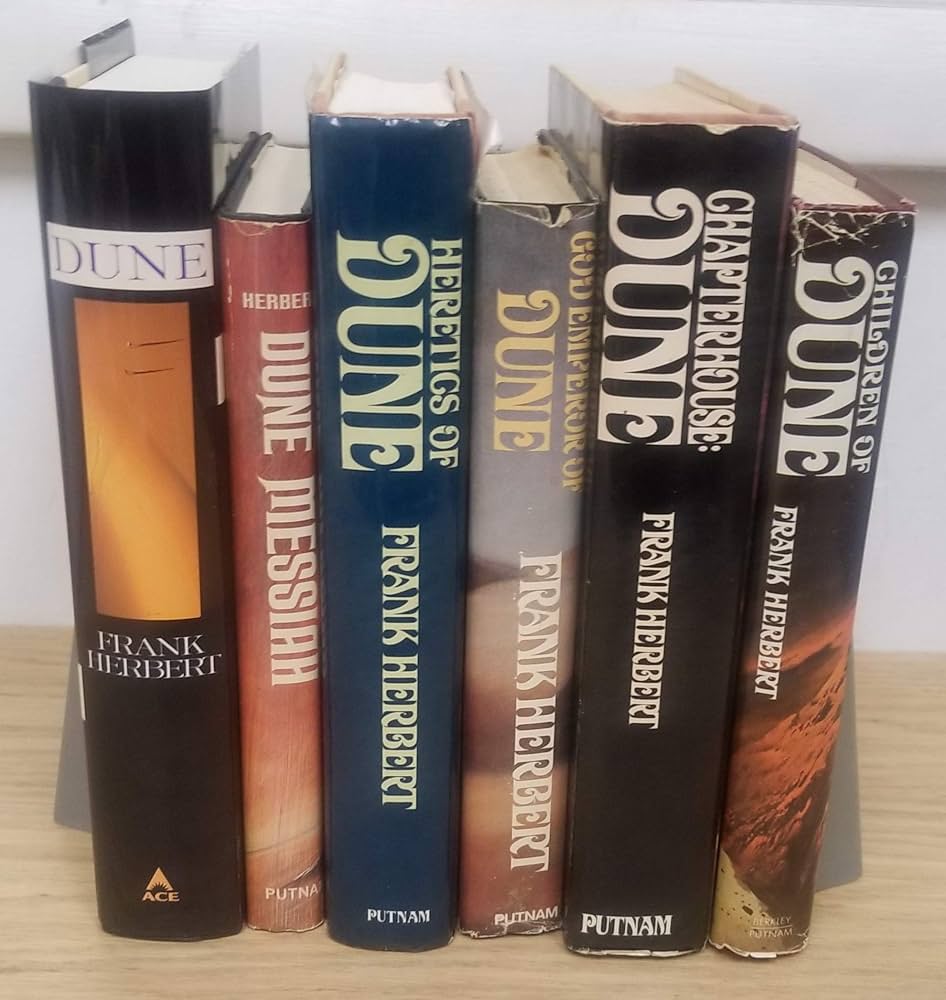 Dune Collection: Frank Herbert: 9785170776054: Amazon.com: Books