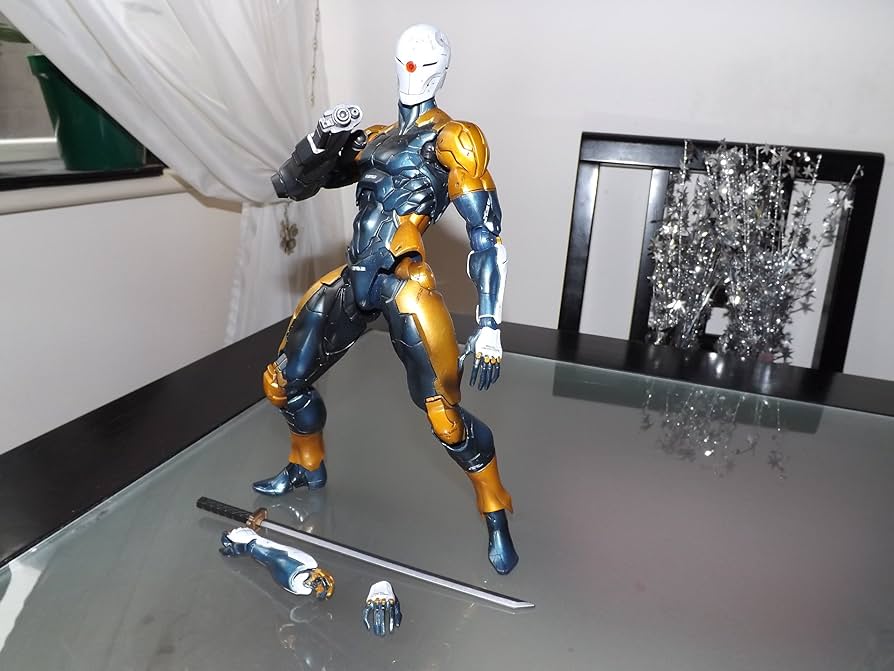 Amazon.co.jp: METAL GEAR SOLID PLAY ARTS改 サイボーグ忍者(PVC塗装