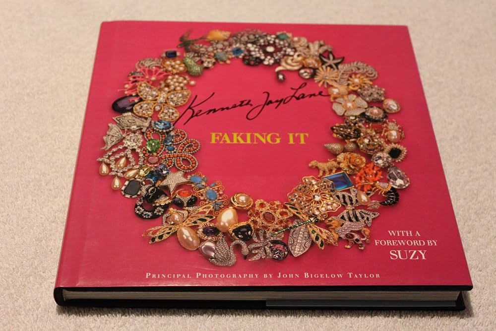 アートブック】Kenneth Jay Lane: Faking It Amazon | Kenneth Jay