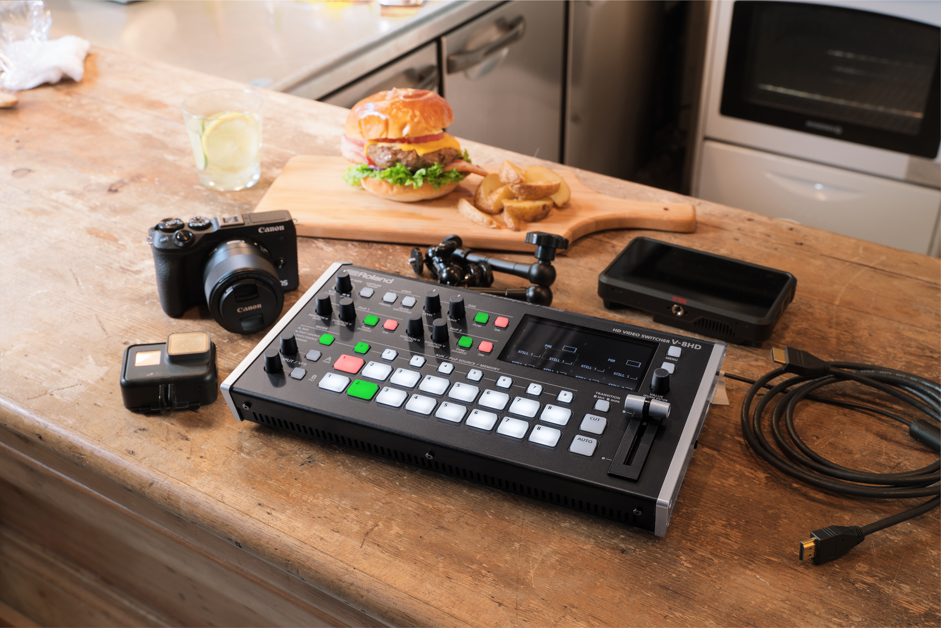 Amazon | ローランド Roland HDビデオスイッチャー V-8HD HDMI8入力/3