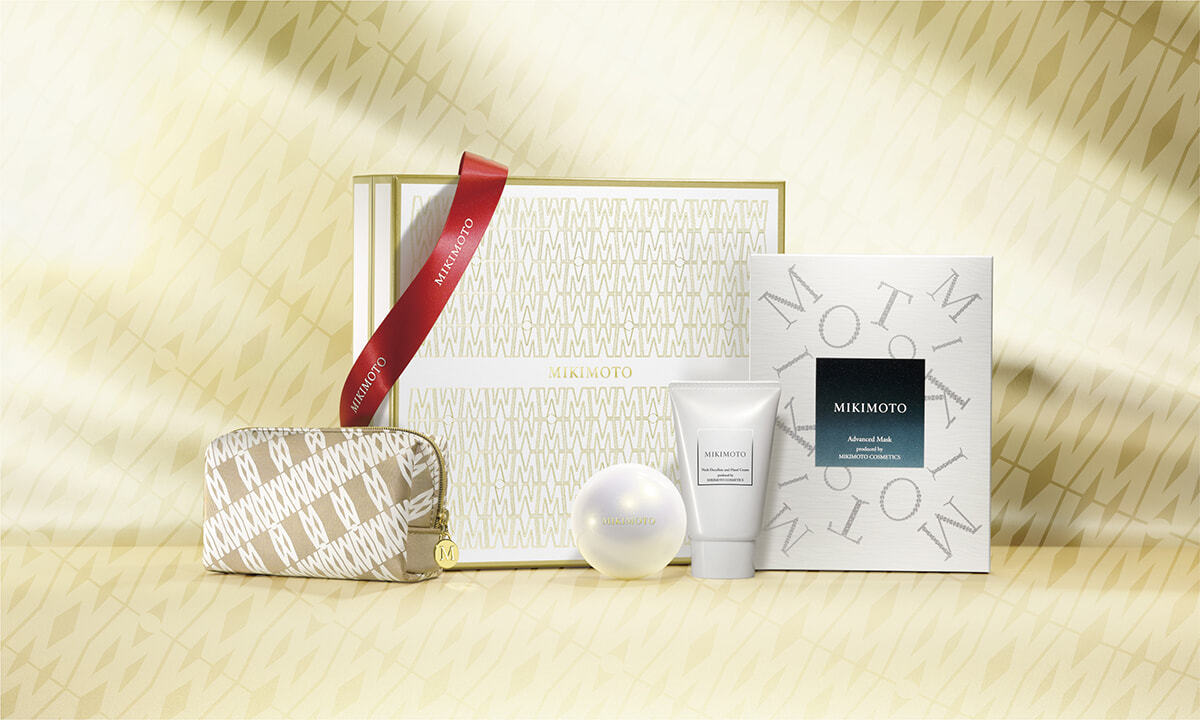 真珠肌に生まれ変わる？「ミキモト ホリデー デラックス セット」で冬