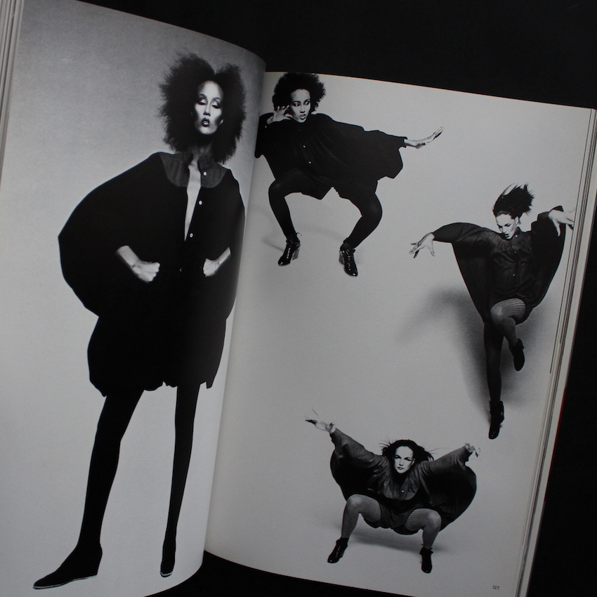 Issey Miyake East Meets West 三宅一生の発想と展開（Eighth Edition