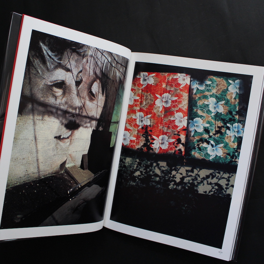 世界劇場 / The Globe Theater（Signed） - 川田 喜久治 / Kikuji Kawada