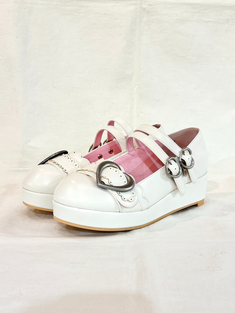 BABY,THE STARS SHINE BRIGHT ハートバックルシューズ - BELSELウェブ