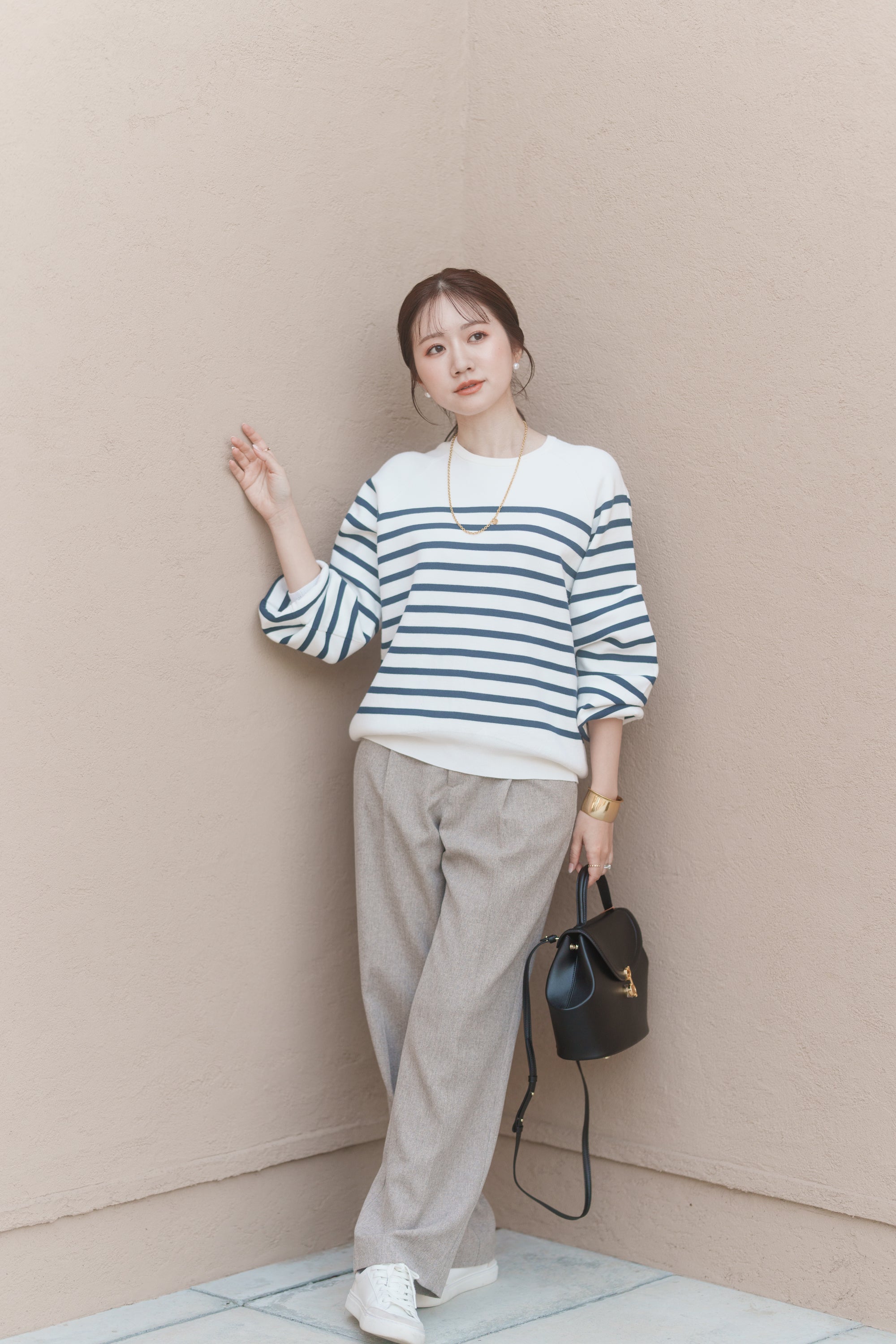 MEエンブロイダリーニットプルオーバー【リサイクルポリエステル