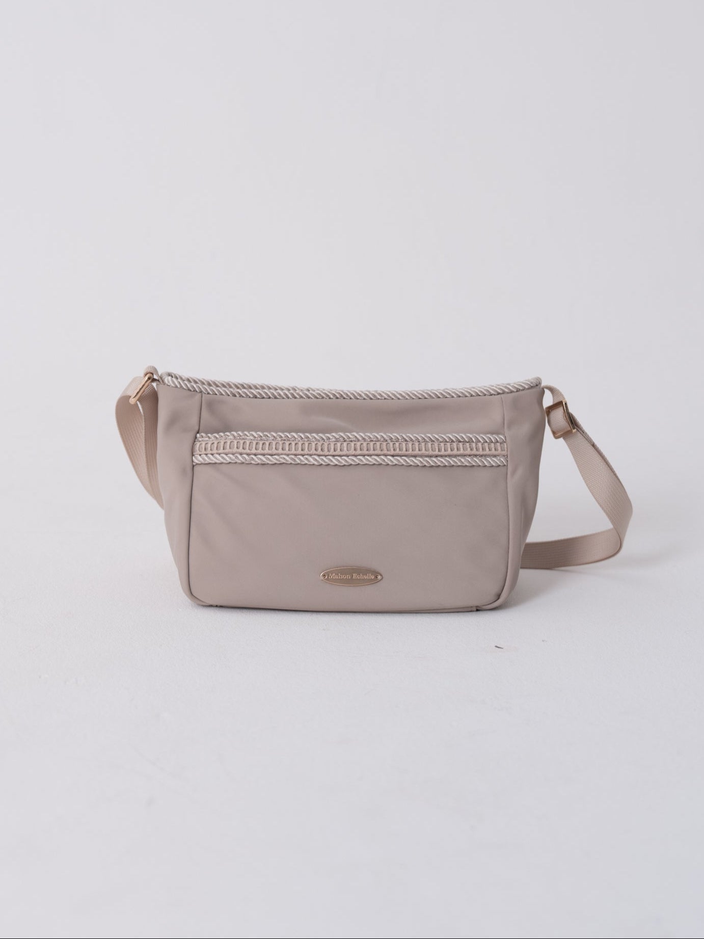 ツイストコードショルダーバッグ【リサイクルポリエステル】 – Maison