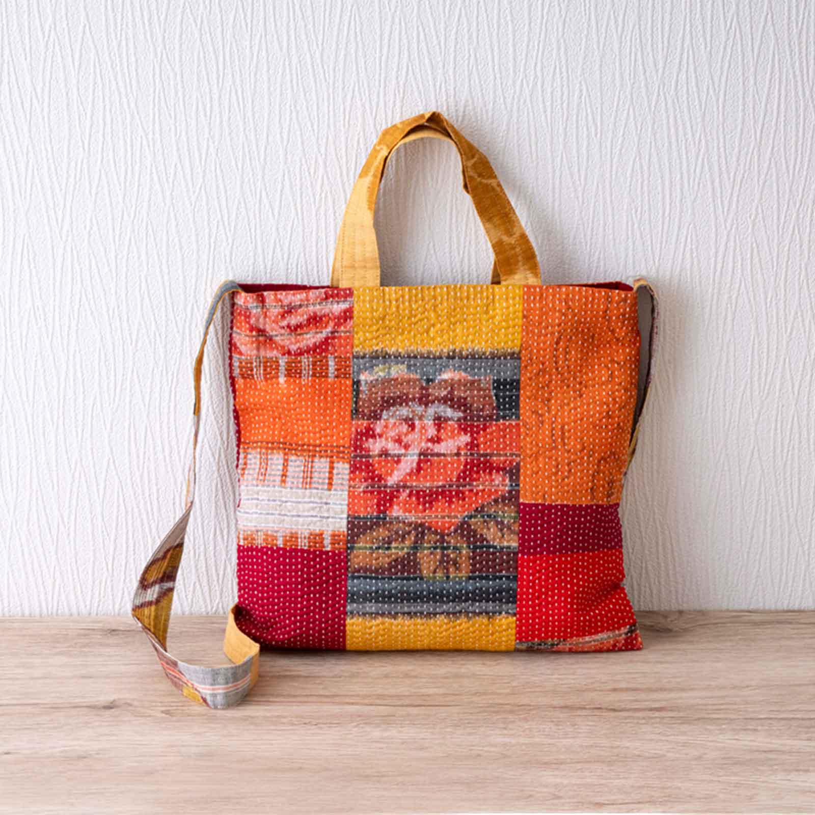 布羊舎/古布の刺し子ショルダーバッグ/紅パッチワーク