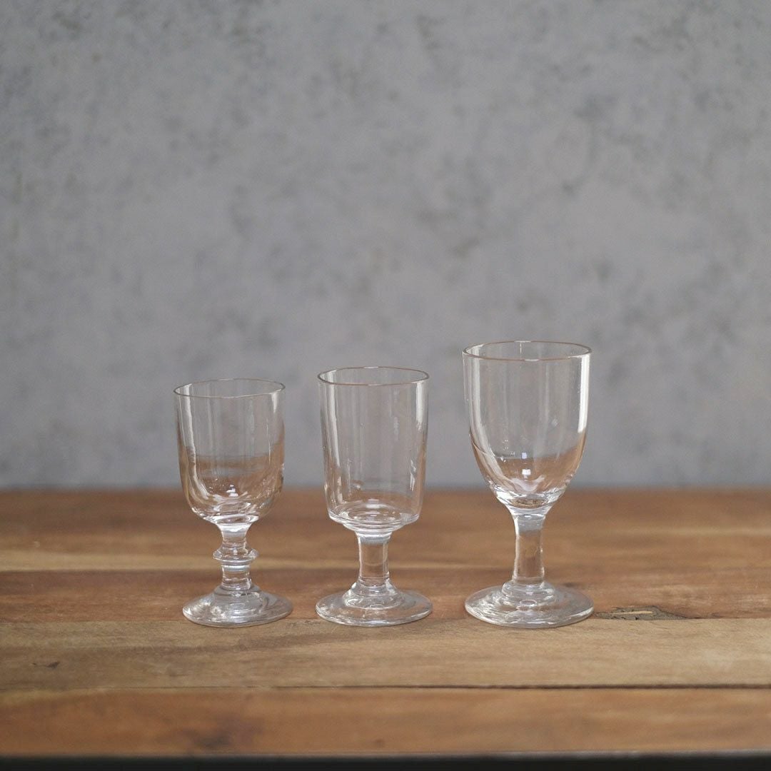 アンティークビストログラス 手吹きの小さなワイングラス フランス 19