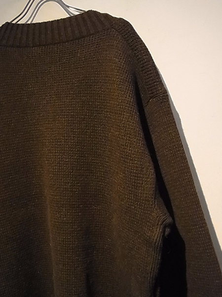 YOKE（ヨーク） 5G ミラノリブVネックニット ブラウン - margin