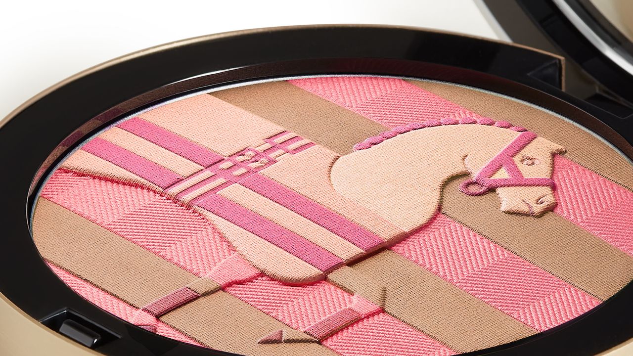 HERMES ホリデー限定 プードル ロカバール （フェイスパウダー