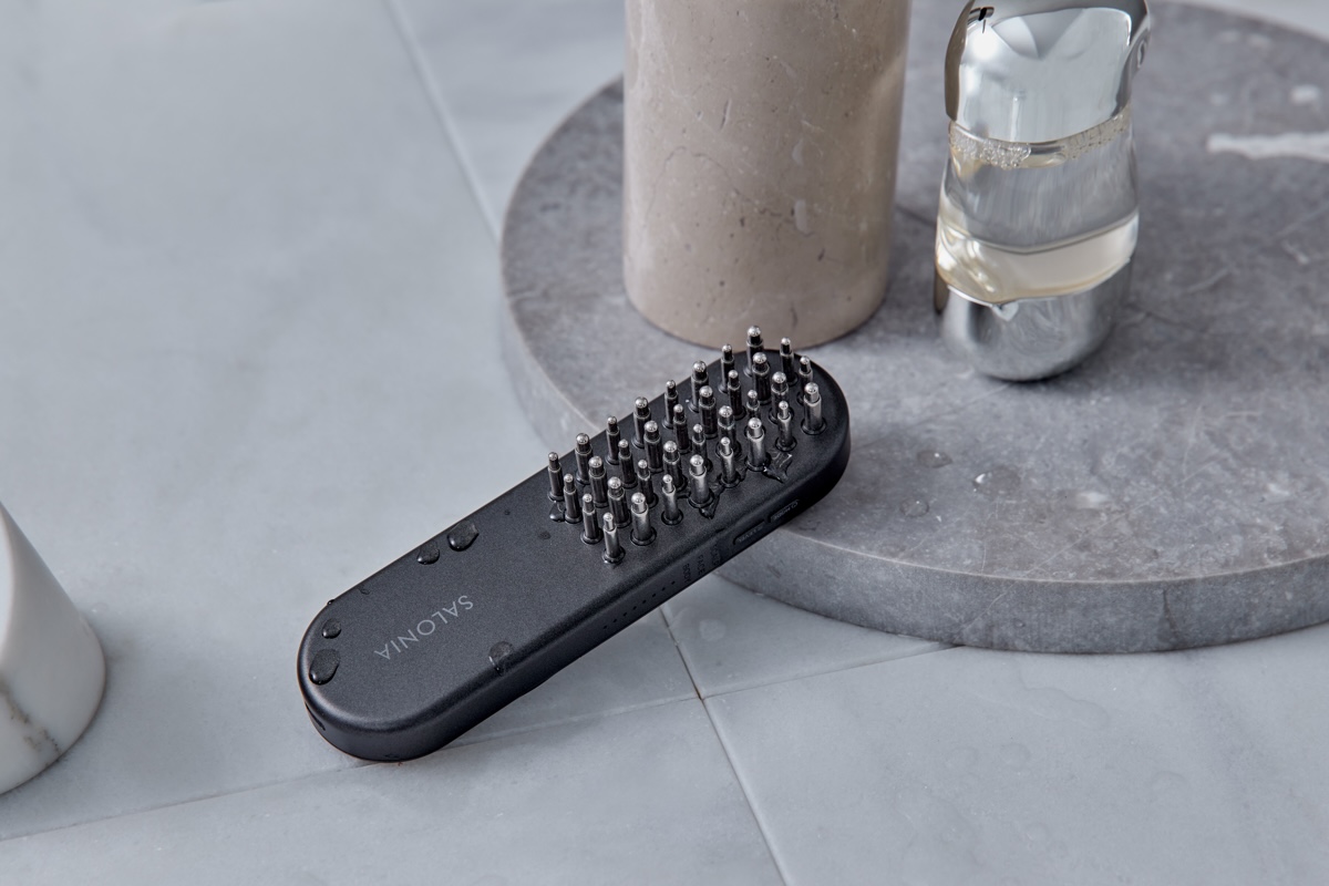 サロニア」美顔器とドライヤーの新モデルを発売 中高価格帯市場に狙い