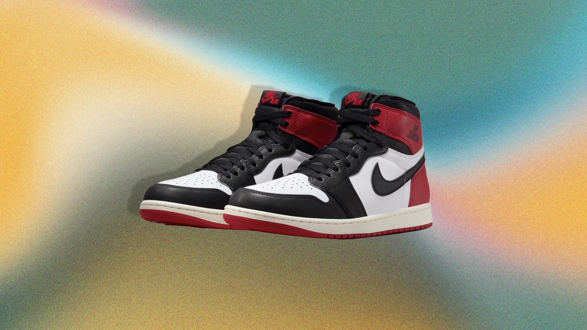 エア ジョーダン 1 HIGH OG “Black Toe Reimagined”」は、永遠の