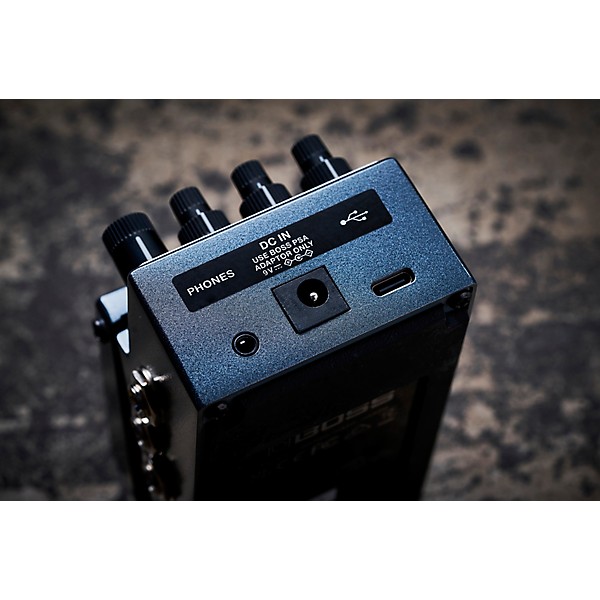 BOSS IR-2 Amp & Cabinet Effects Pedal Dark Grey | Guitar Center