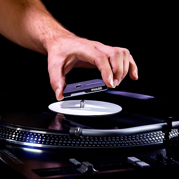 MWM Phase Essential Wireless DVS DJ System With 2 Remotes | Guitar