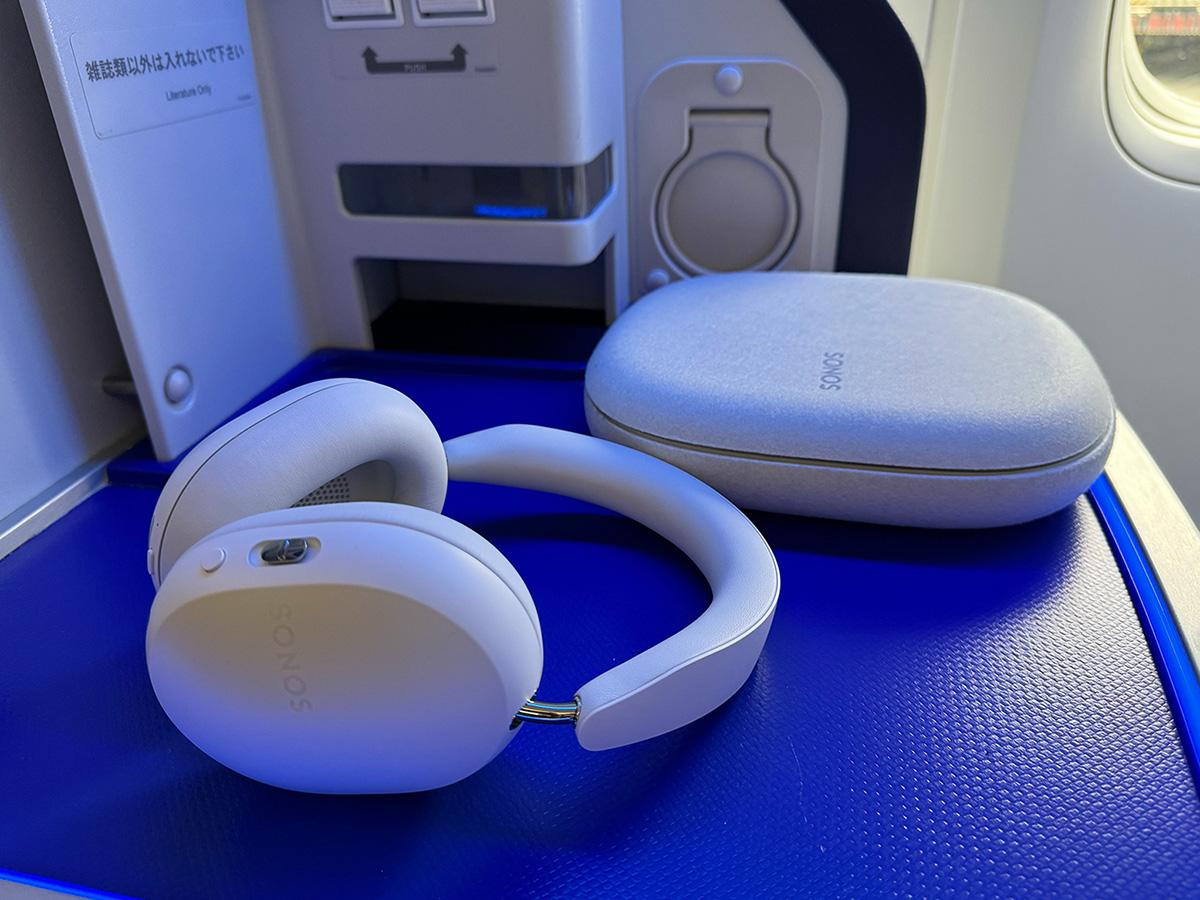 ソノス初のヘッドホン「Sonos Ace」レビュー。高級機「AirPods Max」と