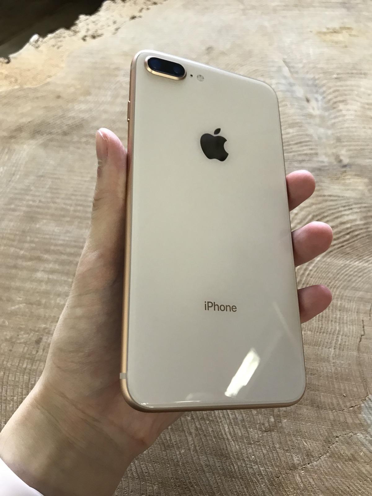 iPhone 7とiPhone 8のゴールド3色を比較してみた | ギズモード・ジャパン