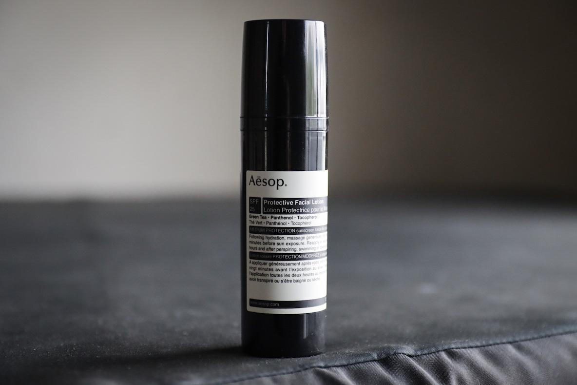 イソップの「顔用日焼け止め」は乳液感覚で使える逸品でした | ROOMIE