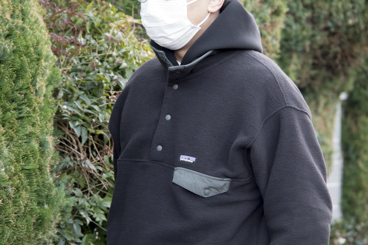 パタゴニアの定番「シンチラ・プルオーバー」は、軽いし暖かいし見た目