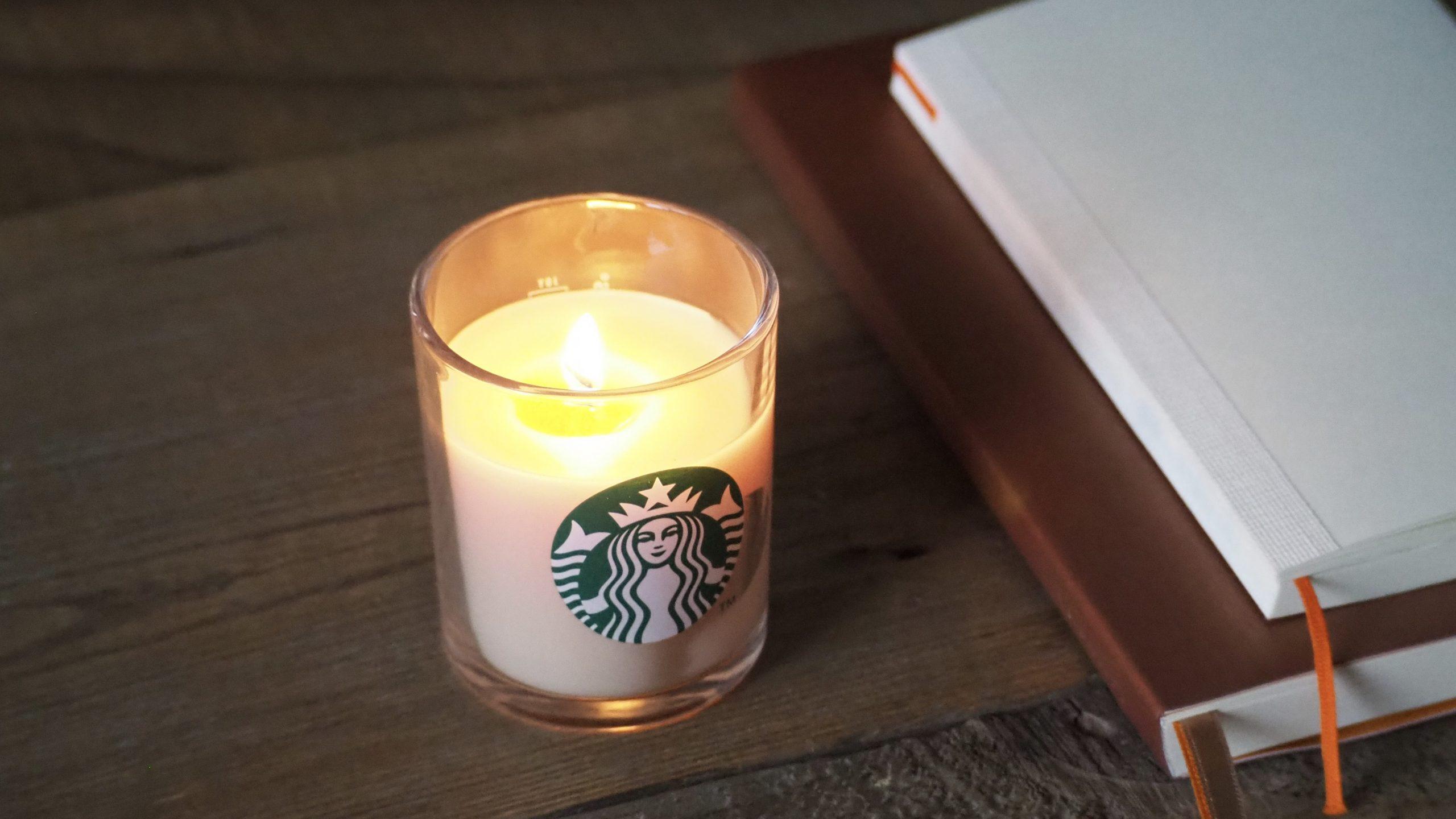 スターバックスの「アロマキャンドル」で、“あのドリンク”の香りを